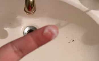 Cummy finger 1